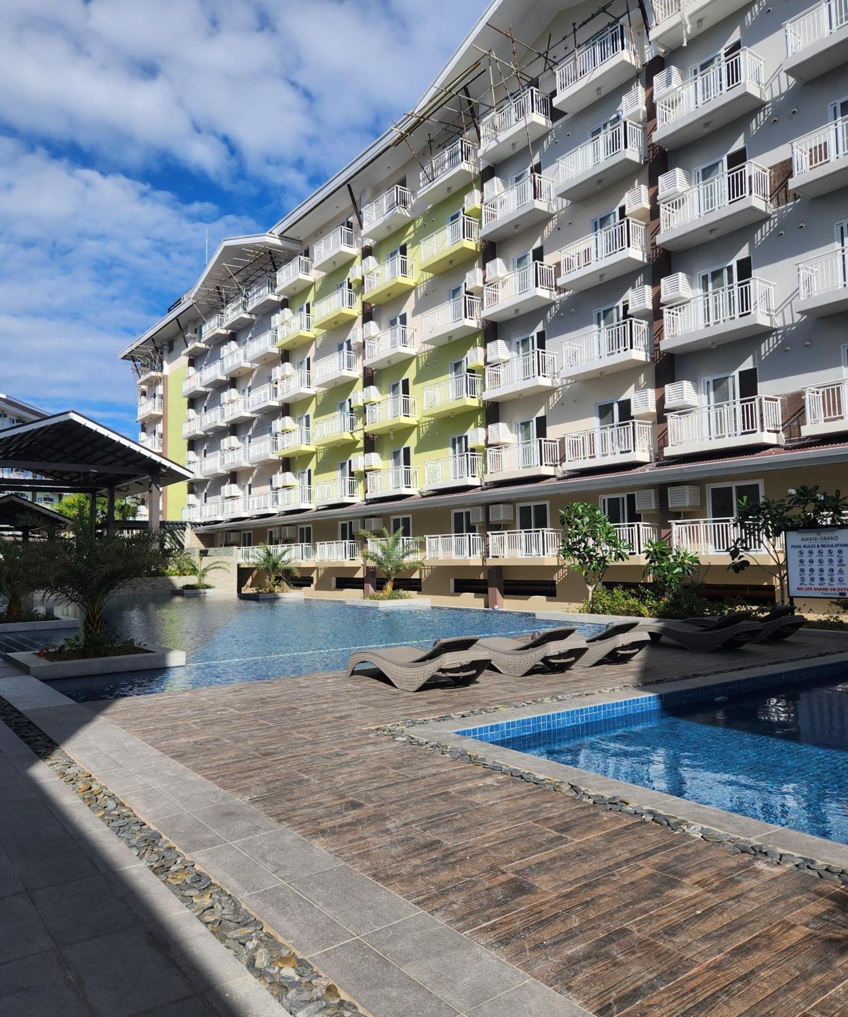 Condo Azur Suites A125 Amani Resorts Residences , 5 Minutes Airport, Netflix, Stylish, Cozy With Luxurious Swimming Pool Île de Mactan Extérieur photo