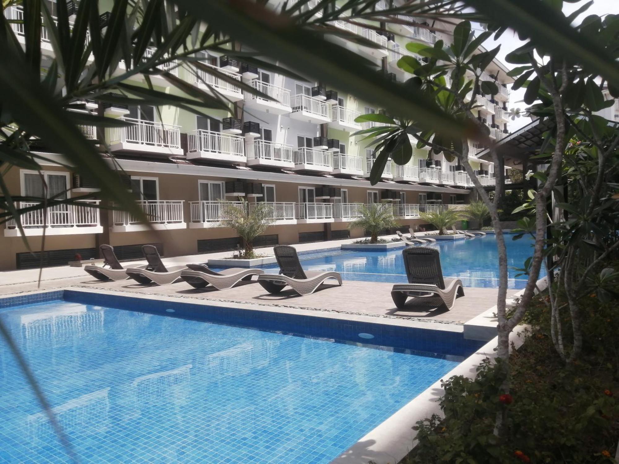 Condo Azur Suites A125 Amani Resorts Residences , 5 Minutes Airport, Netflix, Stylish, Cozy With Luxurious Swimming Pool Île de Mactan Extérieur photo
